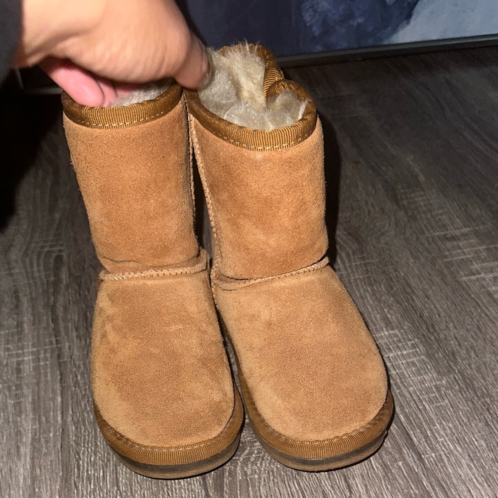 LIGHT UP BOOTS
